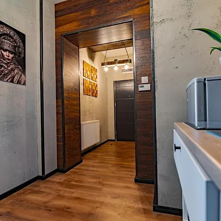 Wyszynskiego 2 شرم