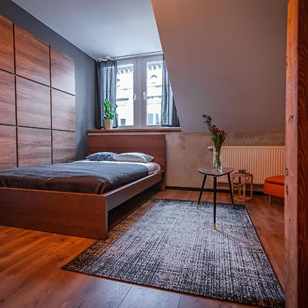 Apartment Wyszynskiego 2 *